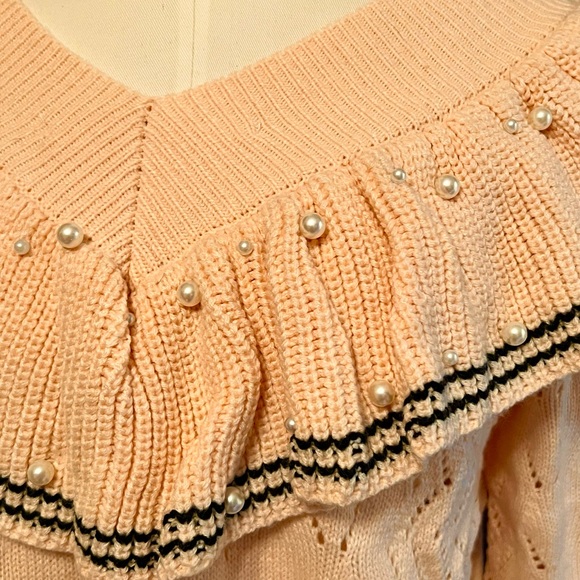 Blush Pink Pearl Embellished Sweater w Blk Detail szS - Picture 2 of 5